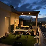 Apartamento Rooftop Tiny Suite-roof Deck-sunbeds-city View *