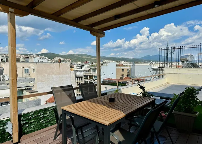 Rooftop Tiny Suite-roof Deck-sunbeds-city View Appartamento